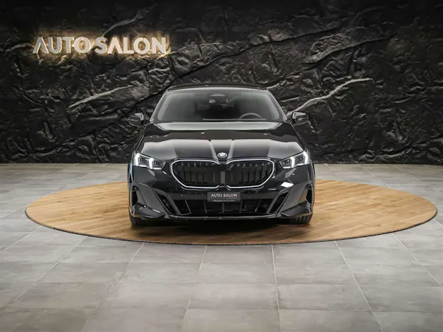BMW 520d xDrive M Sport Steptronic *Werksgarantie*21" Felgen*Head Up*Sitzbelüftung*