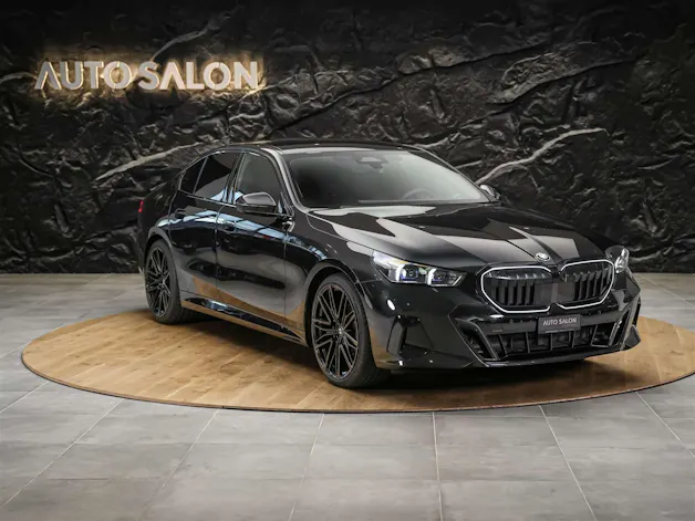 BMW 520d xDrive M Sport Steptronic *Werksgarantie*21" Felgen*Head Up*Sitzbelüftung*
