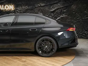 BMW 520d xDrive M Sport Steptronic *Werksgarantie*21" Felgen*Head Up*Sitzbelüftung*