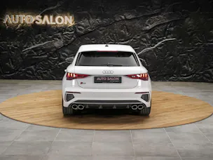 Audi S3 Sportback 2.0 TFSI quattro S-tronic 19" Felgen*Assistenzpaket*