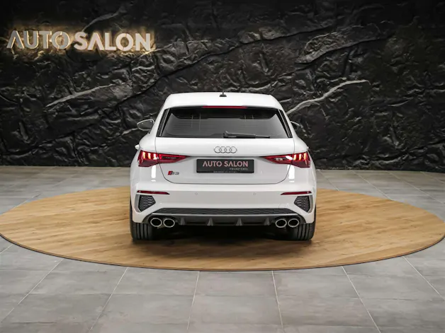 Audi S3 Sportback 2.0 TFSI quattro S-tronic 19" Felgen*Assistenzpaket*