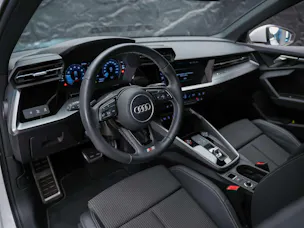 Audi S3 Sportback 2.0 TFSI quattro S-tronic 19" Felgen*Assistenzpaket*