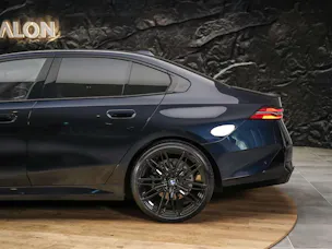 BMW 520i M Sport Steptronic *Werksgarantie*21" Felgen*El. Sitze mit Memory*