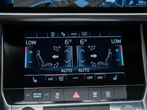 Audi A6 Avant 40 TDI quattro S-tronic *Facelift*21"*Assistenzpaket Tour*Matrix*Leder*Bang&Olufsen*
