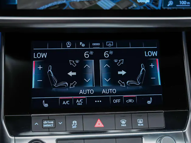 Audi A6 Avant 40 TDI quattro S-tronic *Facelift*21"*Assistenzpaket Tour*Matrix*Leder*Bang&Olufsen*