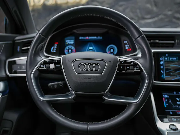 Audi A6 Avant 40 TDI quattro S-tronic *Facelift*21"*Assistenzpaket Tour*Matrix*Leder*Bang&Olufsen*