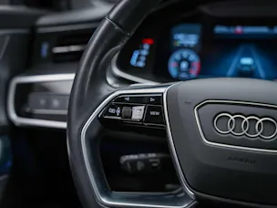 Audi A6 Avant 40 TDI quattro S-tronic *Facelift*21"*Assistenzpaket Tour*Matrix*Leder*Bang&Olufsen*