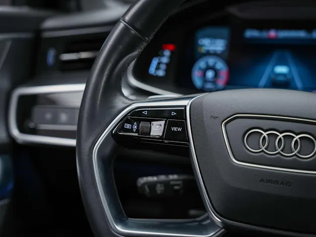 Audi A6 Avant 40 TDI quattro S-tronic *Facelift*21"*Assistenzpaket Tour*Matrix*Leder*Bang&Olufsen*