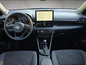 Toyota Yaris 1.5 VVT-i HSD Trend