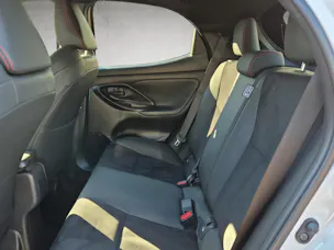Toyota Yaris 1.5 VVT-i HSD GR Sport