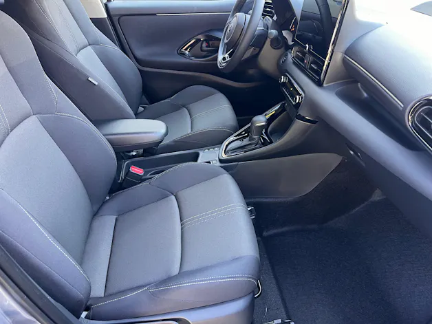 Toyota Yaris 1.5 VVT-i HSD Trend