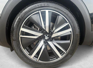 https://vehicle.imgix.net/4405780/7511fb58-21ec-45ac-8dae-8be22fcce054.jpg