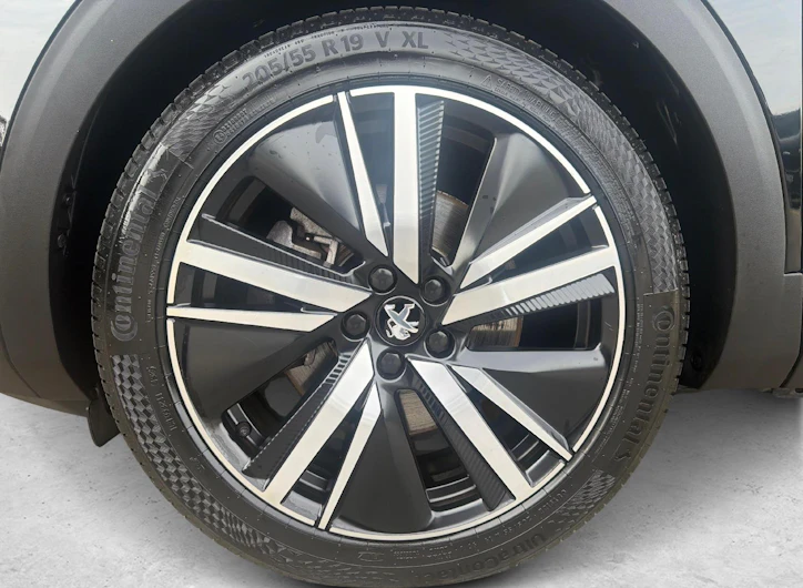 image du véhicule PEUGEOT 3008