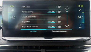 https://vehicle.imgix.net/4405780/c56f9268-e753-4d7e-b6fa-8074557e2555.jpg