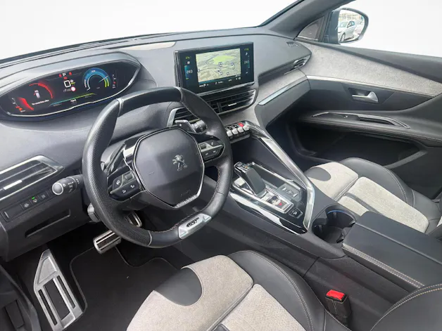 PEUGEOT 3008 1.6 Plug-in Hybrid4 GT Pack