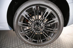 immagine del veicolo LAND ROVER Range Rover Sport 3.0 I6 P550e Autobiography