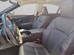 Lexus ES 300h Excellence 45906/000