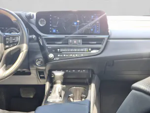 Lexus ES 300h Excellence 45906/000