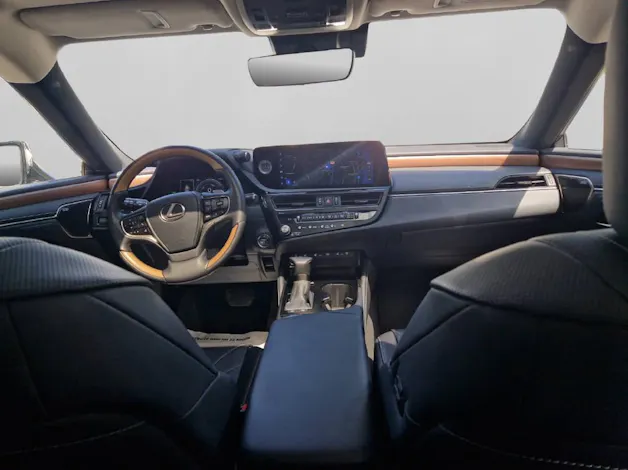Lexus ES 300h Excellence 45906/000