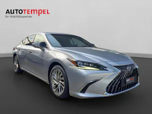 Lexus ES 300h Excellence 45906/000