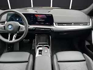 BMW X1 30e xDrive paddles