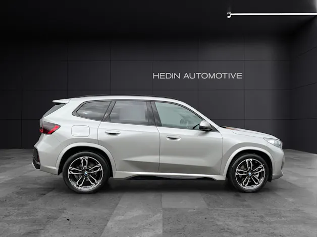 BMW X1 30e xDrive paddles