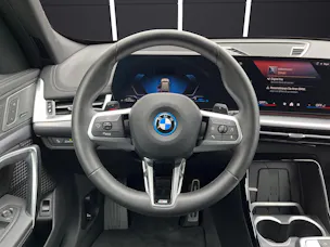 BMW X1 30e xDrive paddles