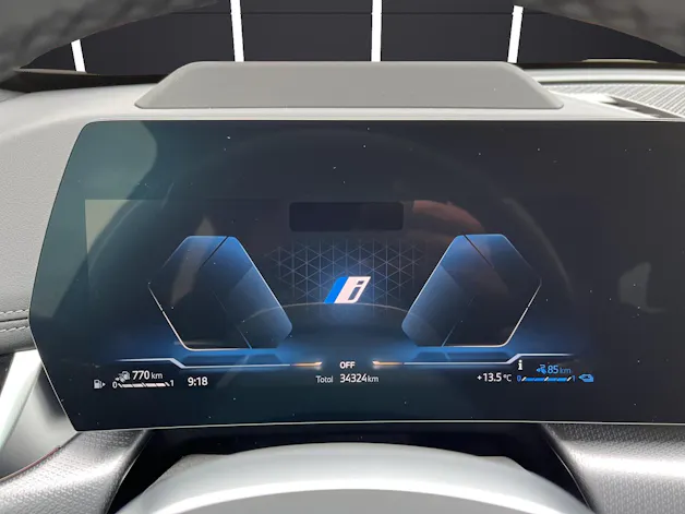 BMW X1 30e xDrive paddles