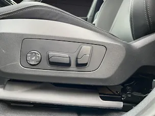 BMW X1 30e xDrive paddles