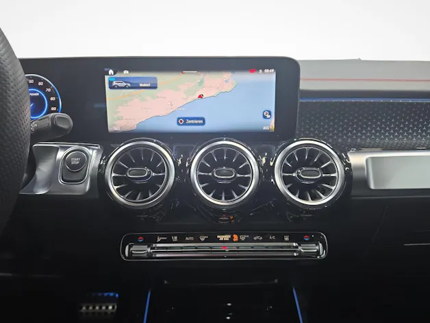 MERCEDES-BENZ EQB 350 4MATIC Excellence AMG Line