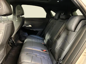 https://vehicle.imgix.net/4405851/16c18da0-3af8-476b-97e9-c1eeb8772949.jpg