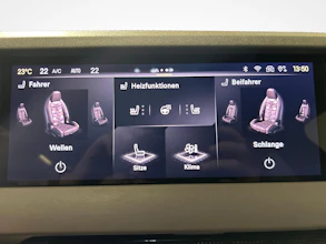 https://vehicle.imgix.net/4405853/f2f82938-9eaf-4cb5-a20a-d1bd1f199b9c.jpg