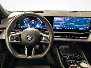 Fahrzeugbild BMW 520d xDrive Touring
