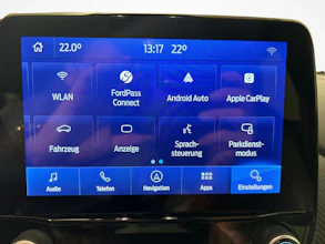 https://vehicle.imgix.net/4405888/961b8b3e-7818-4cee-a849-838c71ac0cd3.jpg