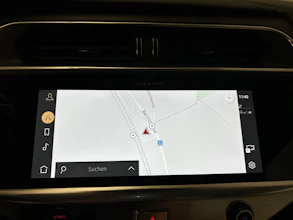 https://vehicle.imgix.net/4405892/835880b5-7a5b-4672-abc1-5ca15eb2d43e.jpg