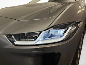 Fahrzeugbild JAGUAR I-Pace EV400 SE AWD