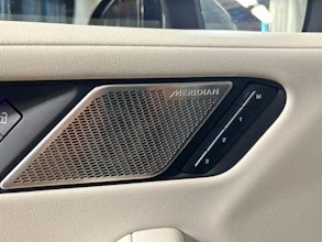 https://vehicle.imgix.net/4405892/ec58c57c-cfbf-4dd3-a099-1aa299a77ee6.jpg