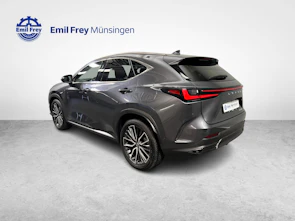 immagine del veicolo LEXUS NX 450h+ Excellence