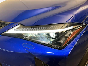 https://vehicle.imgix.net/4405898/2ecc7b47-8b7b-4e8e-afd1-1708cc74f4aa.jpg