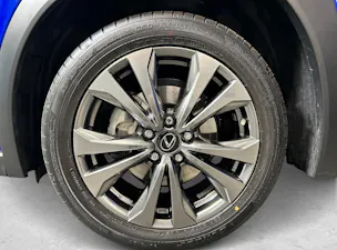 Lexus UX 250h F-Line