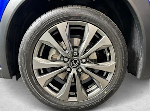 immagine del veicolo LEXUS UX 250h F-Line