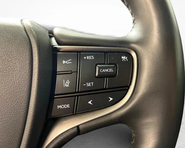 Lexus UX 250h F-Line