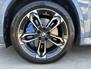 https://vehicle.imgix.net/4405907/34be2441-5354-4c2d-9b17-814d004f36ea.jpg