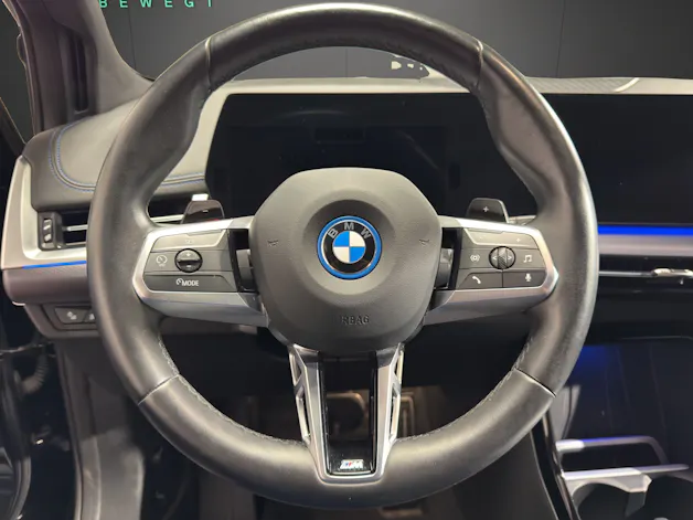 BMW 230e xDrive paddles Active Tourer M Sport