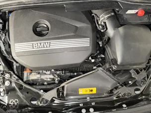 BMW 230e xDrive paddles Active Tourer M Sport