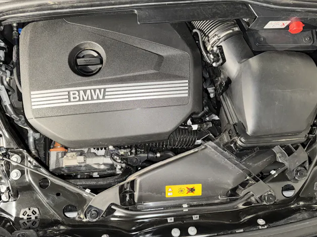 BMW 230e xDrive paddles Active Tourer M Sport