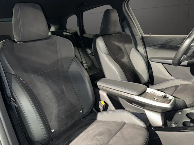 BMW 230e xDrive paddles Active Tourer M Sport