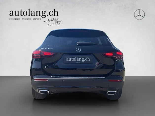 Mercedes-Benz GLA 200 Night Star Progressive