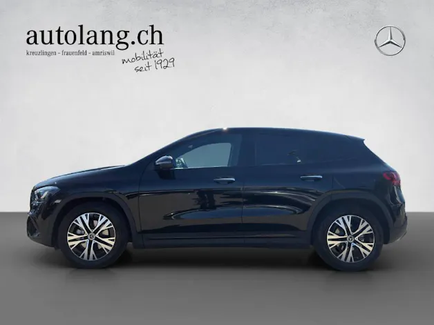 Mercedes-Benz GLA 200 Night Star Progressive
