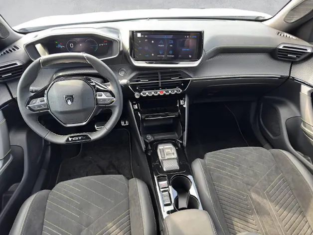 PEUGEOT 2008 1.2 Hybrid 145 GT Exclusive